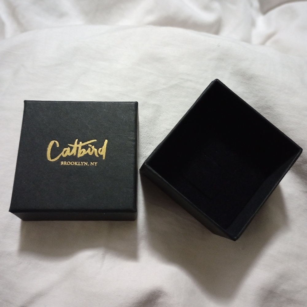 Catbird Box - Picture 2 of 3